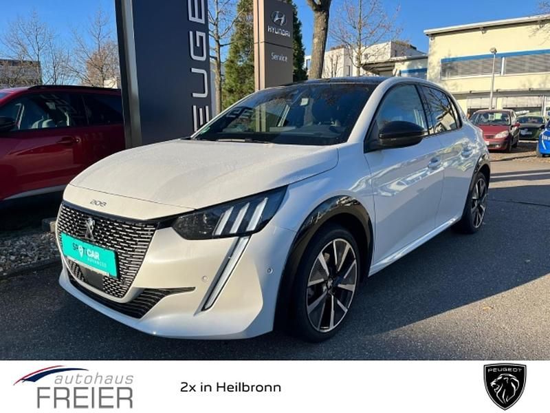 Weiß Gebraucht 2021 Peugeot e-208 GT Kleinwagen | 16.490 € (Guter Preis) - Bild 1/1