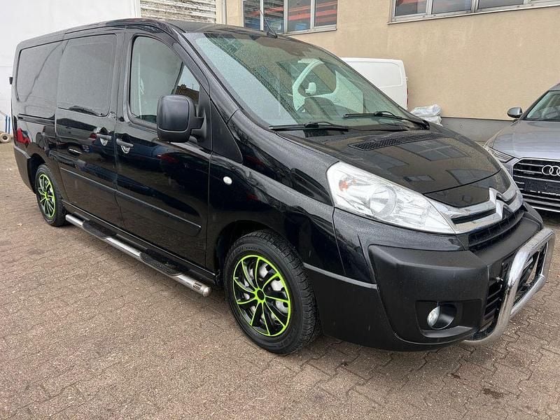 Gebraucht Citroën Jumpy 163 PS (119 kW) 2015 Schwarz Van / Kleinbus