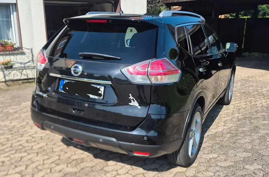 Gebraucht Nissan X-Trail 360º 131 PS (96 kW) 2016 Schwarz SUV