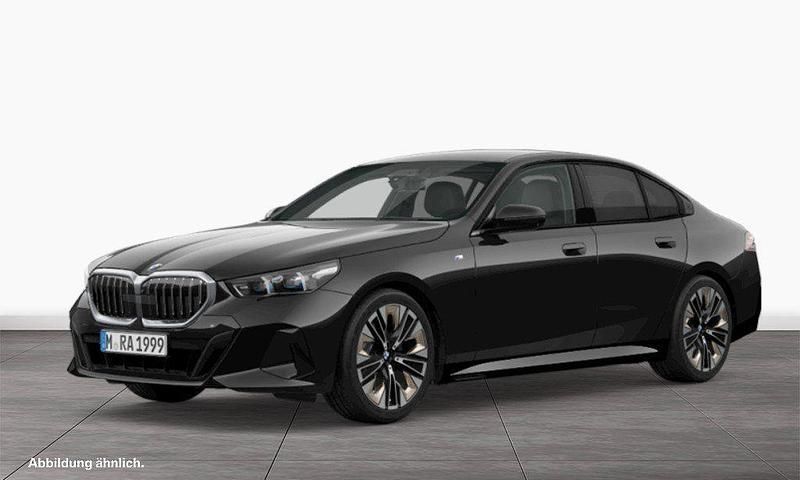 Schwarz Gebraucht 2025 BMW 520 Comfort Edition Limousine | 53.990 € (Guter Preis) - Bild 1/3