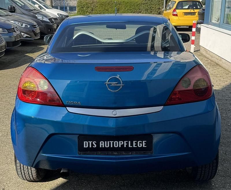 Gebraucht Opel Tigra 90 PS (66 kW) 2006 Blau Cabrio