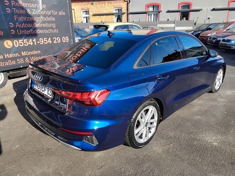 Używany Audi A3 Advanced 190 KM (139 kW) 2023 Niebieski Sedan/Limuzyna
