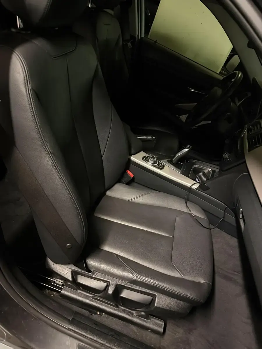 Gebraucht BMW 330 M Sport 258 PS (189 kW) 2013 Grau Kombi