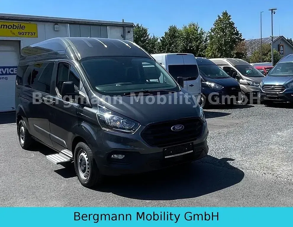 Gebraucht Ford Transit 131 PS (96 kW) 2019 Grau Van