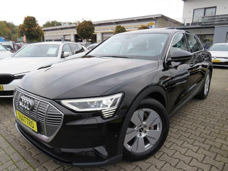 Schwarz Gebraucht 2021 Audi e-tron Sport SUV | 28.990 € (Superpreis) - Bild 1/4
