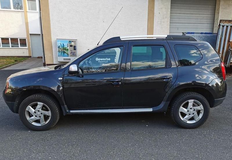 Gebraucht Dacia Duster Lauréate 110 PS (80 kW) 2011 Schwarz SUV