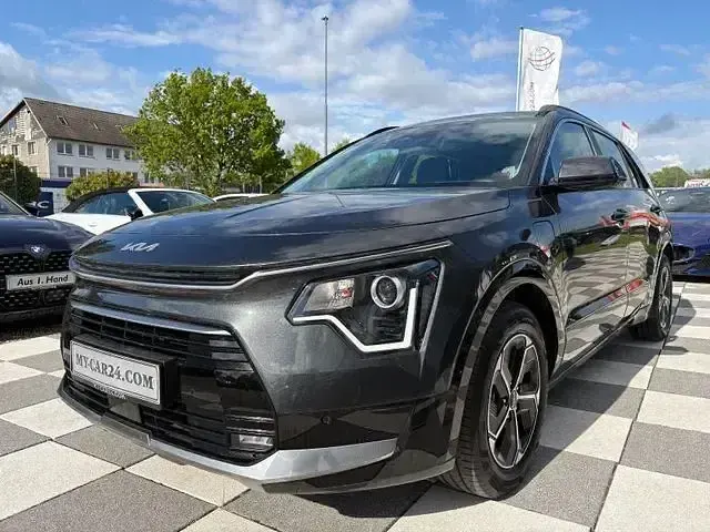Gebraucht Kia Niro Vision 182 PS (133 kW) 2022 Grau SUV