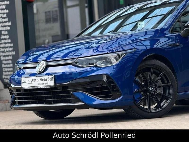 Gebraucht VW Golf VIII R 320 PS (235 kW) 2022 Lapizblue metallic Limousine