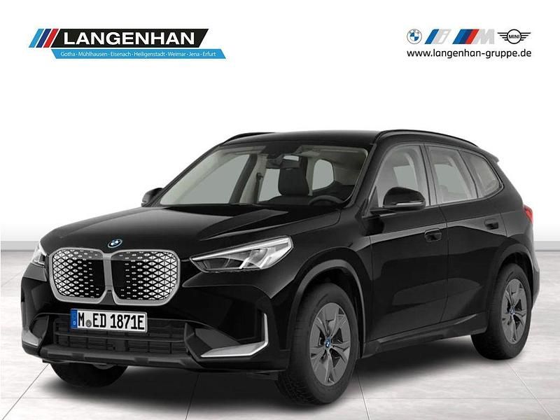 Neu BMW iX1 150 kW (204 PS) 2026 Schwarz SUV