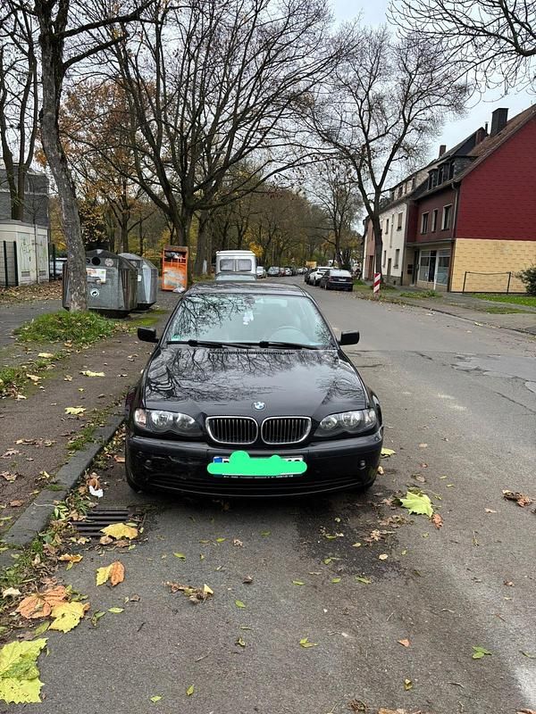 Schwarz Gebraucht 2003 BMW 316 M Sport Limousine | 3.399 € (Teuer) - Bild 1/4