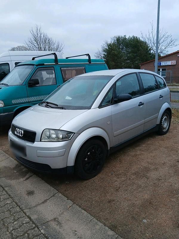 Gebraucht Audi A2 75 PS (55 kW) 2001 Silber Kleinwagen