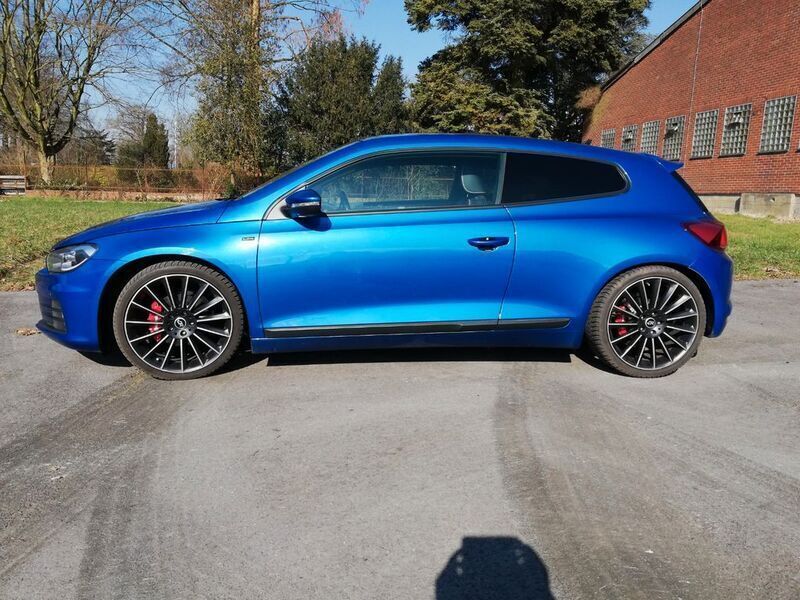 Blau Gebraucht 2017 VW Scirocco Allstar Coupé | 15.900 € - Bild 1/4
