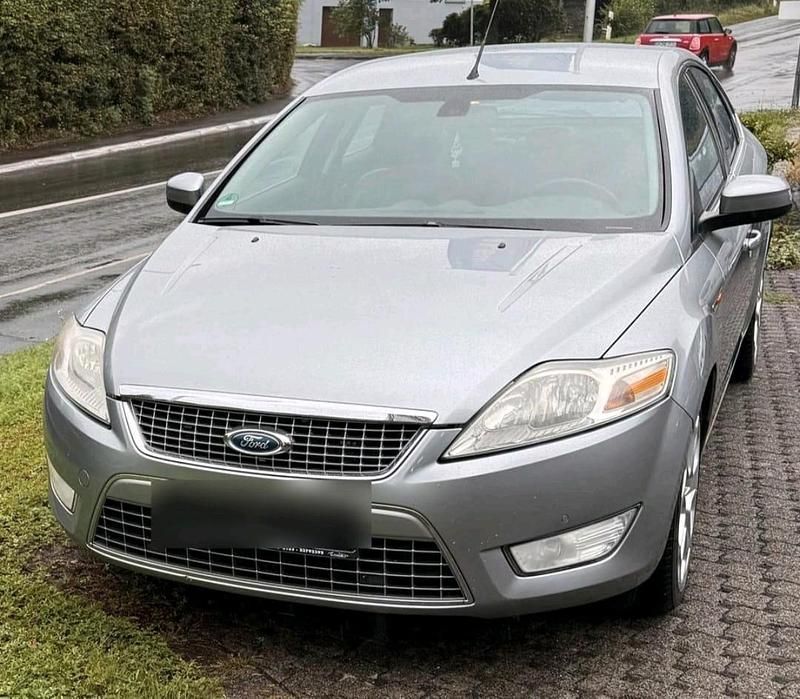 Gebraucht Ford Mondeo 220 PS (161 kW) 2007 Silber Limousine
