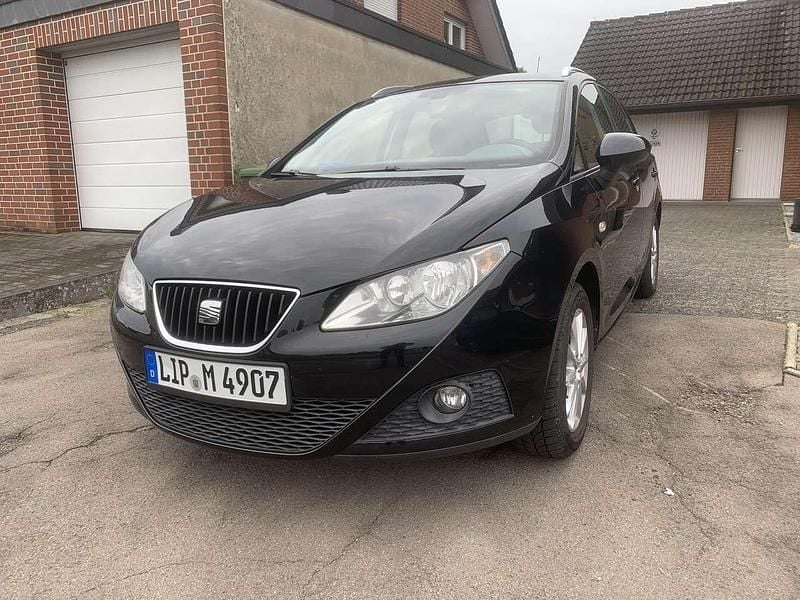 Schwarz Gebraucht 2011 Seat Ibiza ST Style Kombi | 4.990 € (Fairer Preis) - Bild 1/4
