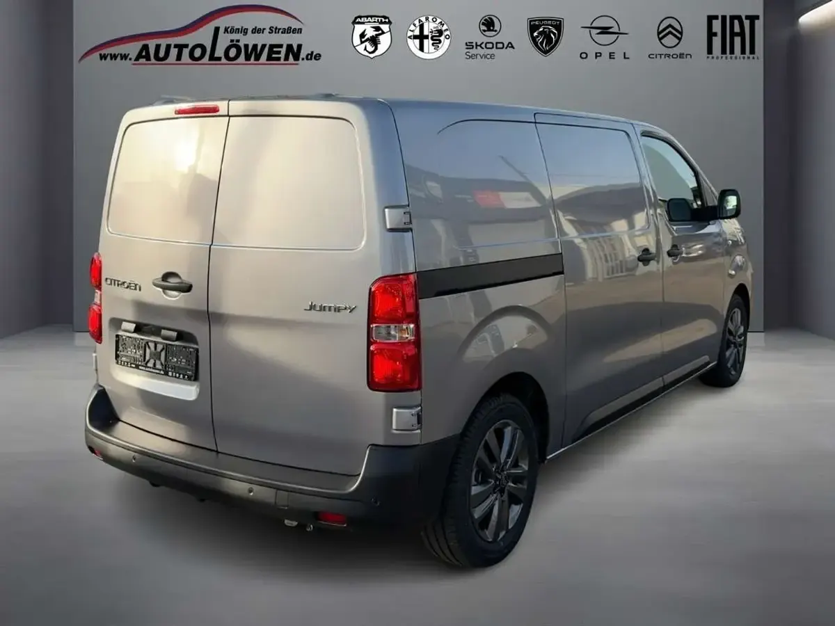 Neu Citroën Jumpy 177 PS (130 kW) 2025 Stahlgrau Van / Kleinbus