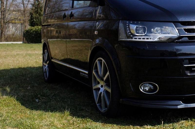 Gebraucht VW T5 209 PS (153 kW) 2012 Schwarz Van