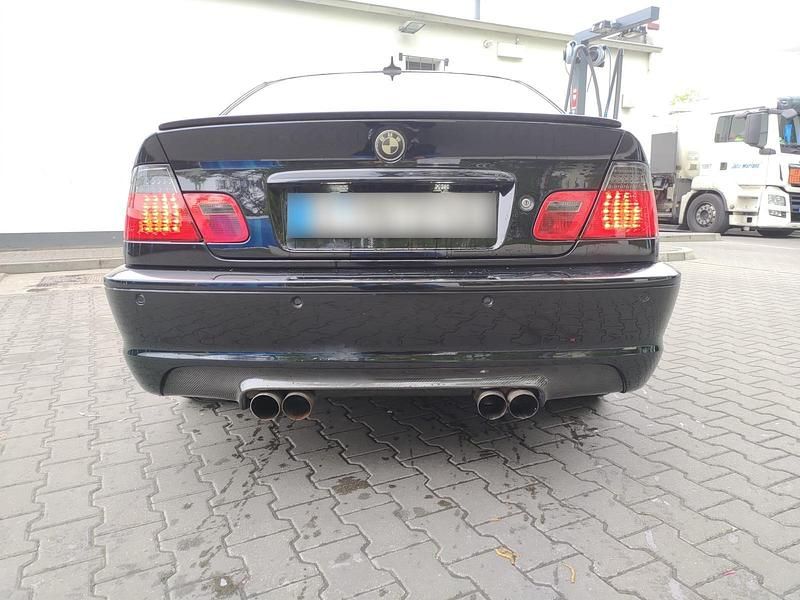 Gebraucht BMW 325 197 PS (144 kW) 2001 Schwarz Coupé