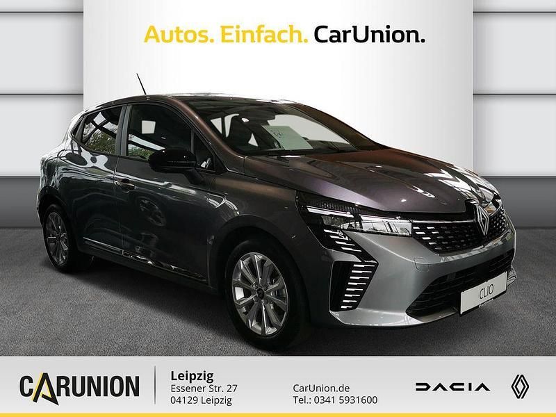 Gebraucht Renault Clio V Evolution 101 PS (74 kW) 2024 Dolomitgrau (grau) Limousine