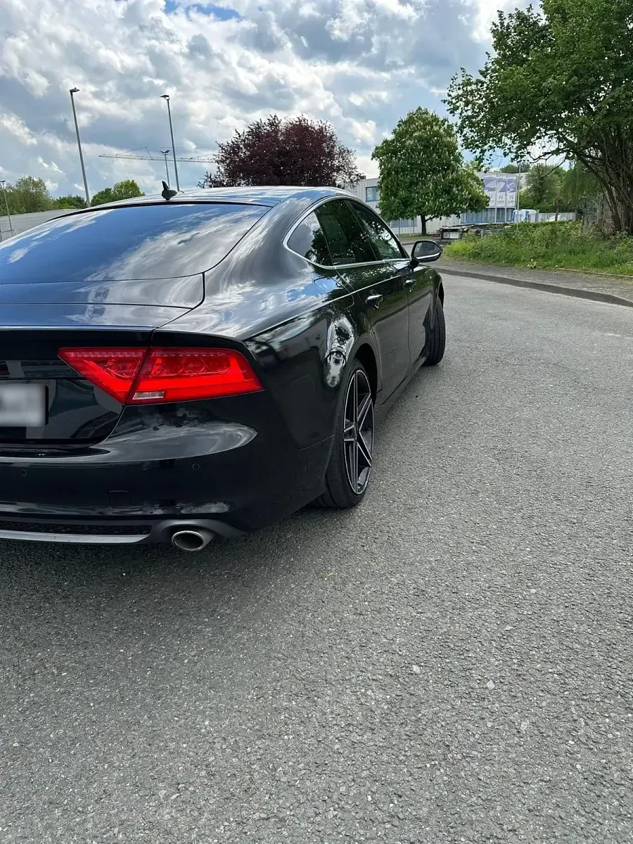 Gebraucht Audi A7 245 PS (180 kW) 2012 Schwarz Kleinwagen