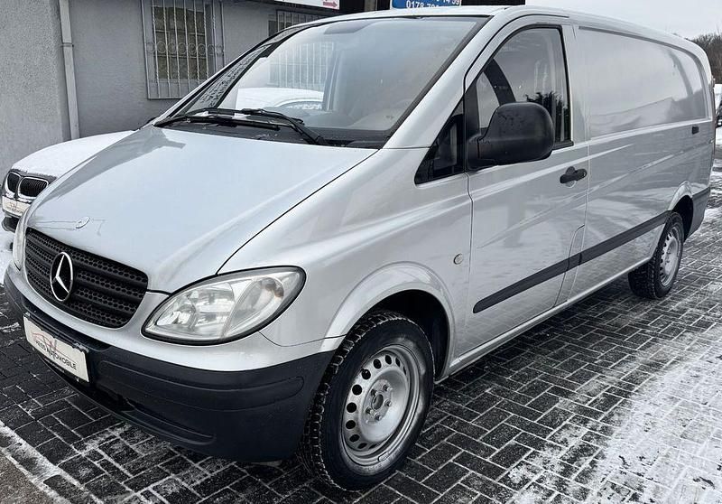 Gebraucht Mercedes Vito 116 PS (85 kW) 2007 Silber Van