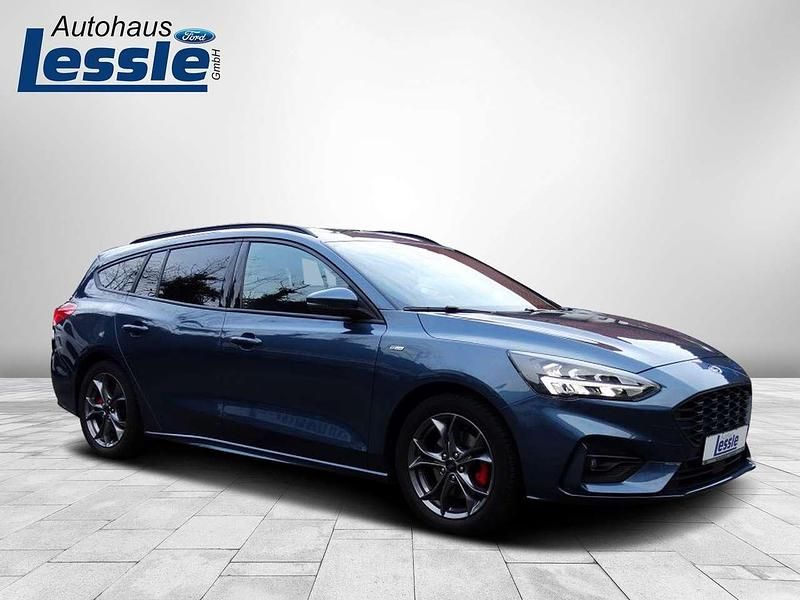 Gebraucht Ford Focus ST-Line 125 PS (91 kW) 2021 Chromablau metallic Kombi