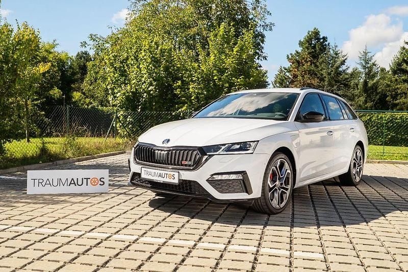 Weiß Gebraucht 2024 Skoda Octavia RS Kombi | 35.600 € (Fairer Preis) - Bild 1/4