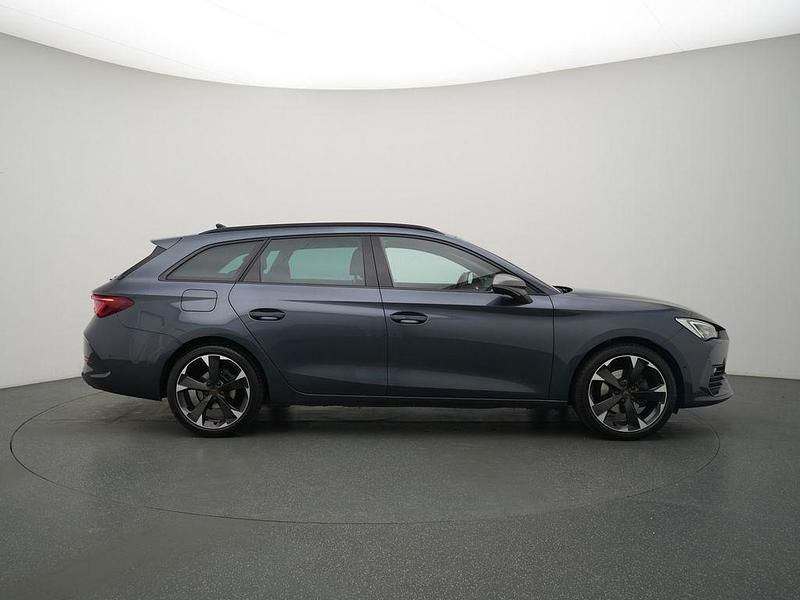 Second-hand Cupra Leon 150 CP (110 kW) 2024 Gri Break