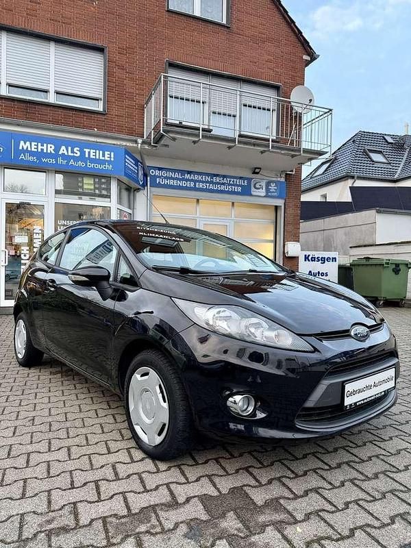 Gebraucht Ford Fiesta Trend 60 PS (44 kW) 2011 Pantherschwarz metallic Kleinwagen