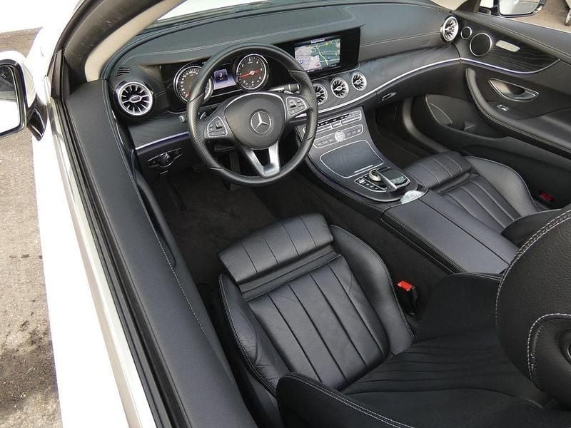 Gebraucht Mercedes E220 194 PS (142 kW) 2018 Diamantweiß bright Cabrio