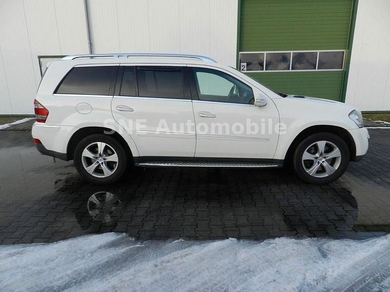 Gebraucht Mercedes GL420 306 PS (225 kW) 2008 Weiß SUV