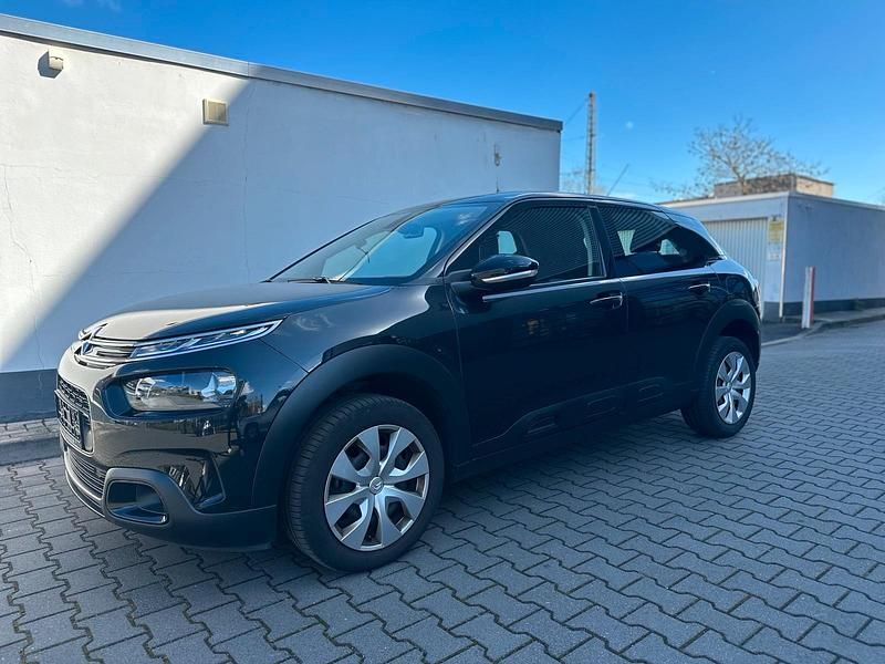 Gebraucht Citroën C4 PureTech 110 PS (80 kW) 2018 Schwarz SUV