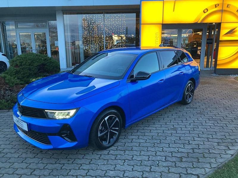 Gebraucht Opel Astra 131 PS (96 kW) 2024 Blau Kombi