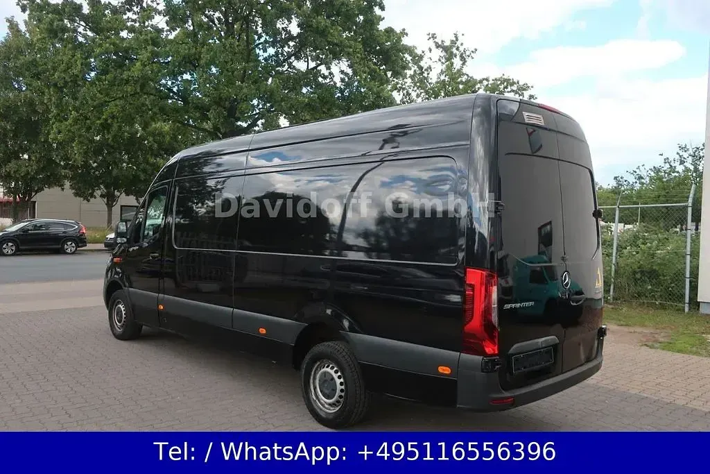 Gebraucht Mercedes Sprinter 190 PS (139 kW) 2022 Schwarz Van