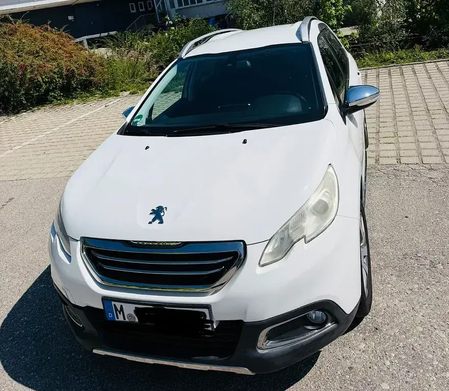 Gebraucht Peugeot 2008 Urban Move 110 PS (80 kW) 2015 Weiß SUV
