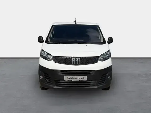 Gebraucht Fiat Scudo 177 PS (130 kW) 2022 Weiß Van