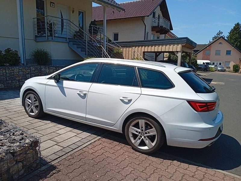 Second-hand Seat Leon FR 131 CP (96 kW) 2020 Alb Break