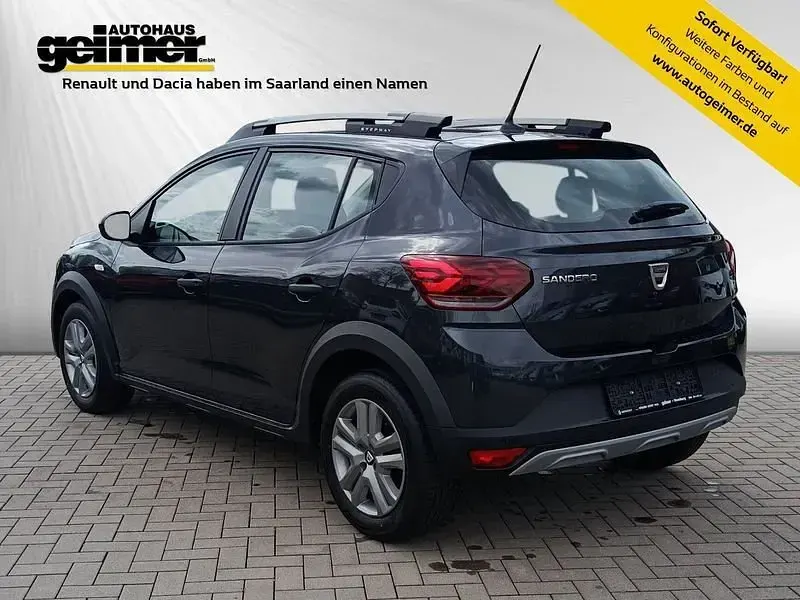 Gebraucht Dacia Sandero Essentiel 91 PS (66 kW) 2022 Grau Limousine