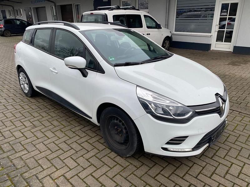Weiß Gebraucht 2018 Renault Clio IV Limousine | 6.990 € (Guter Preis) - Bild 1/4
