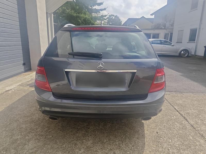 Gebraucht Mercedes C230 AMG 204 PS (150 kW) 2008 Silber Kombi