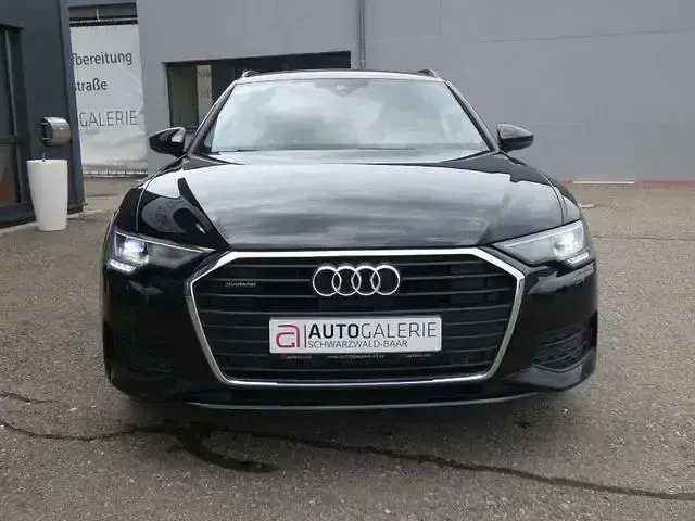 Gebraucht Audi A6 Basis 204 PS (150 kW) 2022 Schwarz Kombi