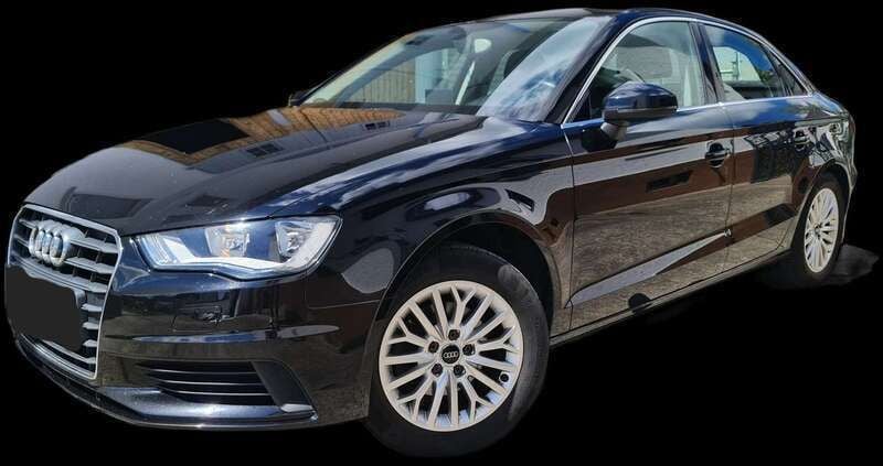 Schwarz Gebraucht 2015 Audi A3 Ambiente Limousine | 8.990 € (Superpreis) - Bild 1/4