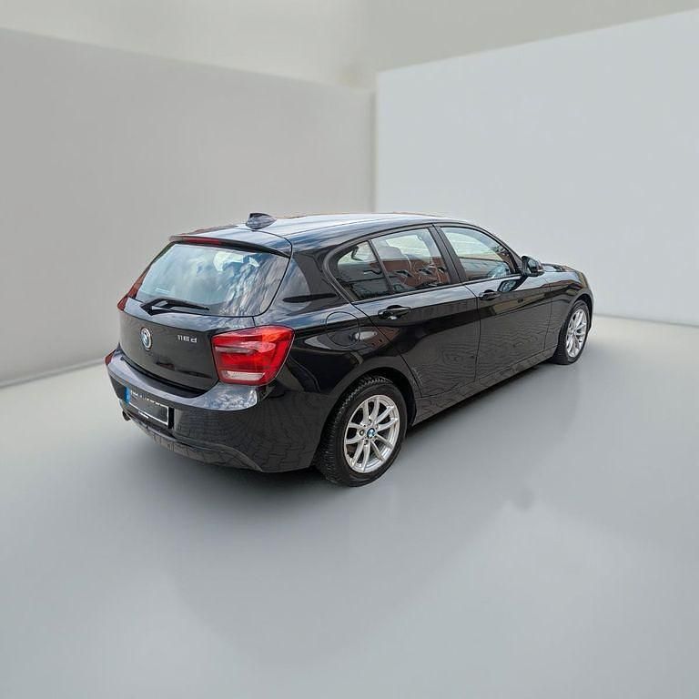 Gebraucht BMW 116 116 PS (85 kW) 2013 Schwarz Kleinwagen