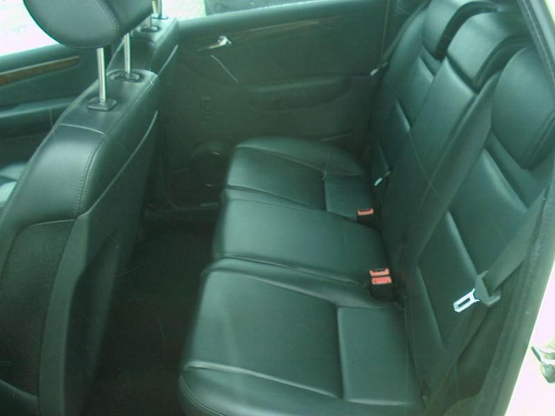 Gebraucht Mercedes B180 116 PS (85 kW) 2010 Hellelfenbein Van / Kleinbus