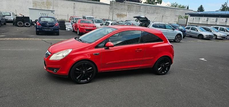 Gebraucht Opel Corsa 80 PS (58 kW) 2007 Magma rot (b) Kleinwagen
