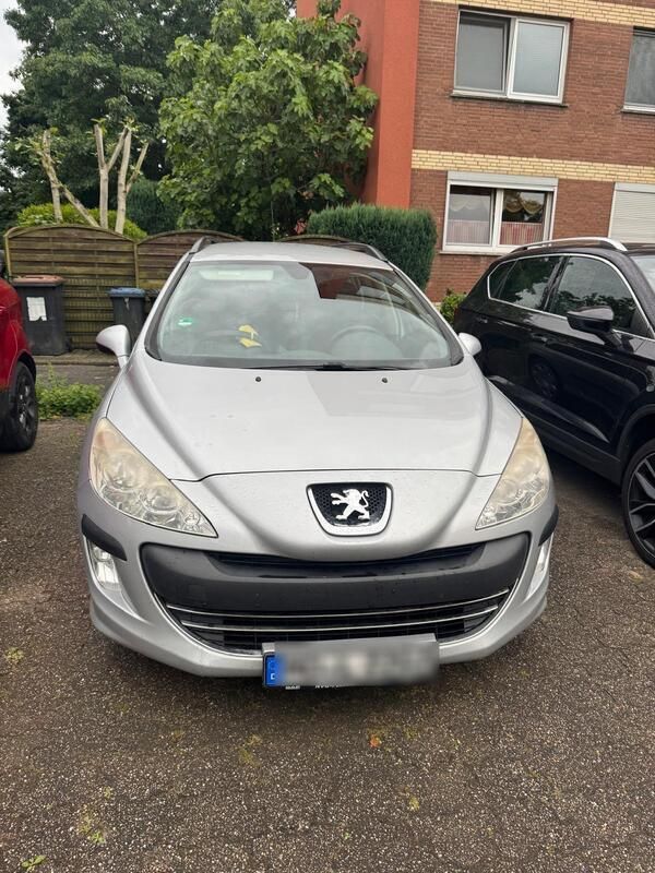 Silber Gebraucht 2008 Peugeot 308 Kombi | 1.200 € (Guter Preis) - Bild 1/4