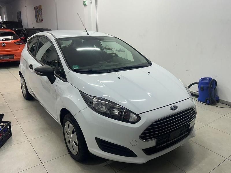Gebraucht Ford Fiesta Champions Edition 82 PS (60 kW) 2012 Schwarz Kleinwagen