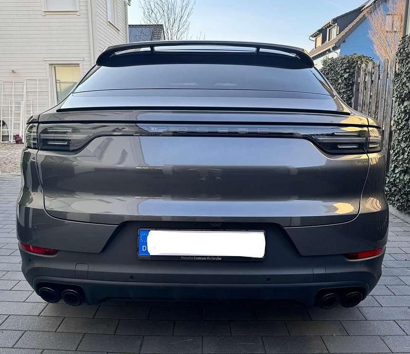 Gebraucht Porsche Cayenne S 441 PS (324 kW) 2020 Grau SUV