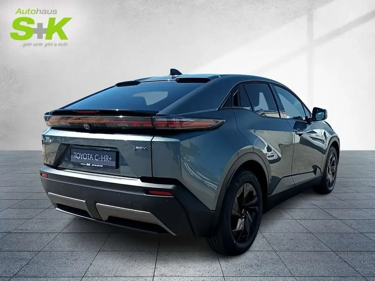 Gebraucht Toyota C-HR+ 166 kW (226 PS) 2026 Mineral me SUV