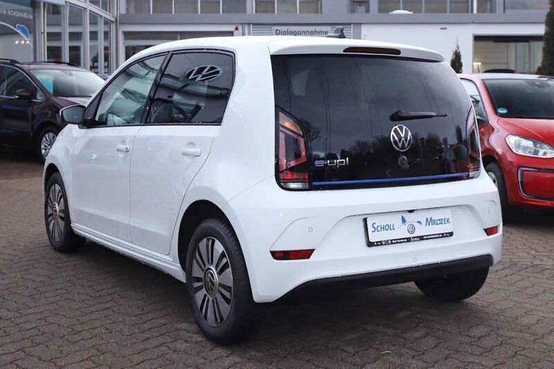 Gebraucht VW e-up! Style 61 kW (83 PS) 2022 Pure white Kleinwagen
