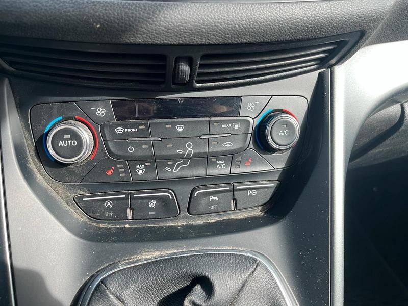 Gebraucht Ford Kuga 145 PS (106 kW) 2018 Schwarz SUV